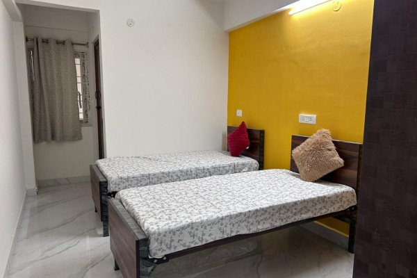 3 BHK flat for Working Bachelor