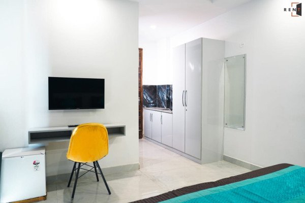 1 RK Premium Fully Furnished Apartment in Sector 46, Gurgaon, RENTDOOR    