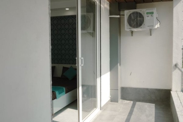 1 RK Premium Fully Furnished Apartment in Sector 46, Gurgaon, RENTDOOR    
