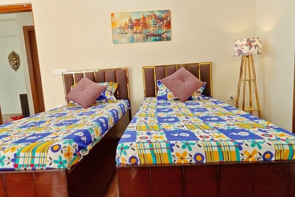 3 BHK Full Furnished Sharing Flat in Techzone 4