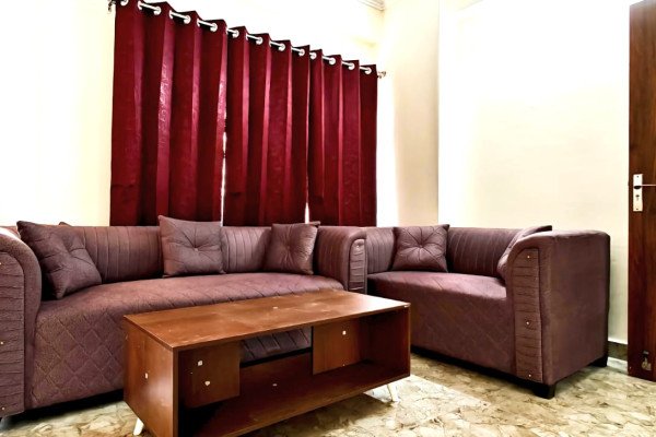 Private Room/ Sharing Room in Sector 51 Noida Metro station