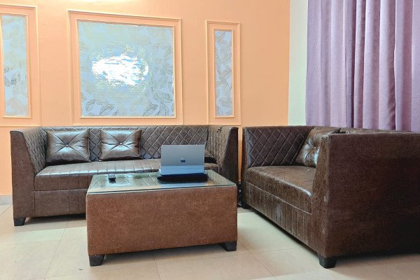Twin Sharing Room in 3BHK Flat