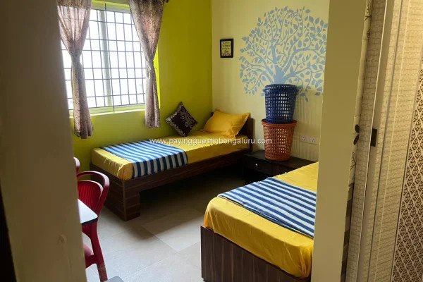 Room OLE_PANDEY-001