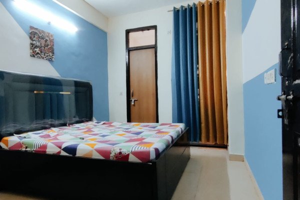 Room R2