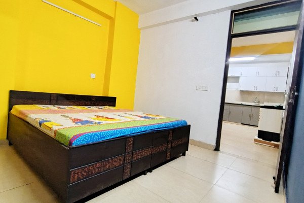 Room OLE 004